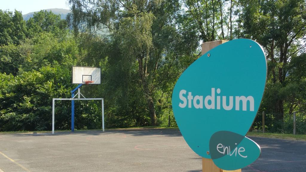 Vvf Pays Basque Saint-Etienne-De-Baigorry Hotell Eksteriør bilde