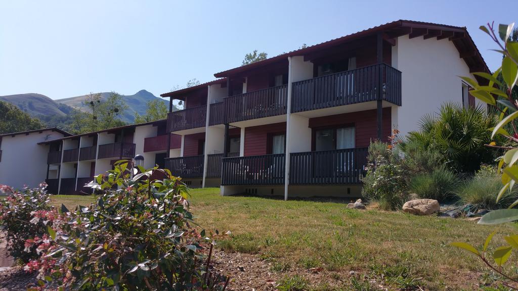 Vvf Pays Basque Saint-Etienne-De-Baigorry Hotell Eksteriør bilde