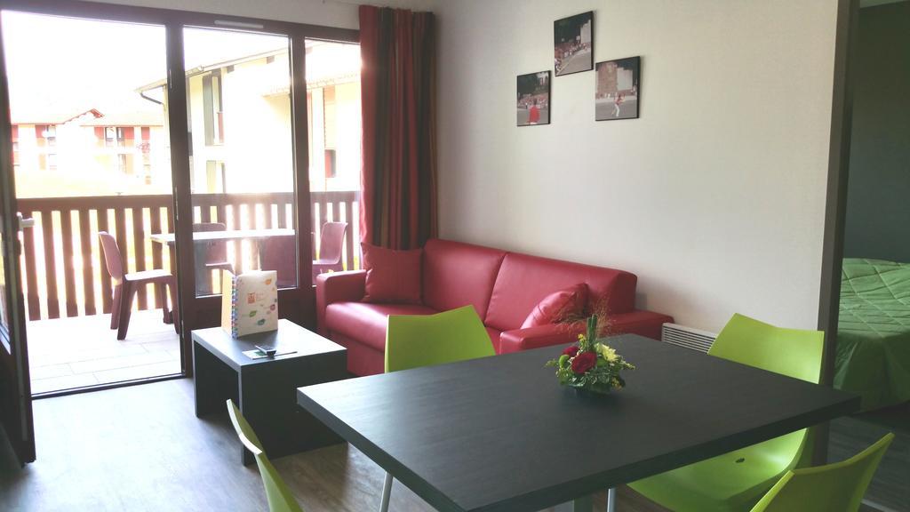 Vvf Pays Basque Saint-Etienne-De-Baigorry Hotell Rom bilde