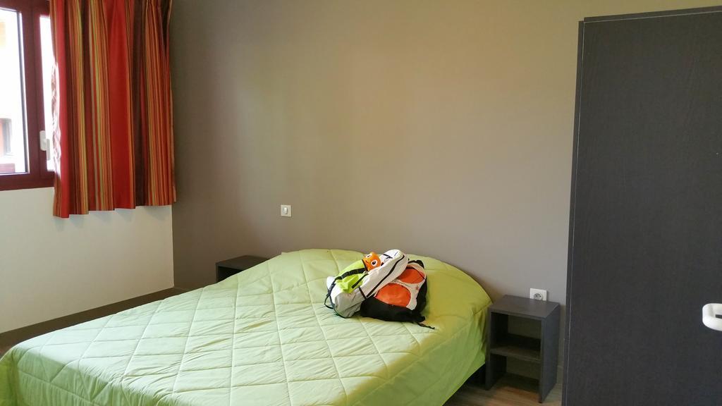 Vvf Pays Basque Saint-Etienne-De-Baigorry Hotell Rom bilde
